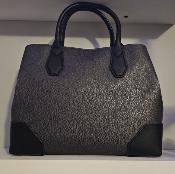 NINE WEST- Black & Gray - Picture 4 of 7